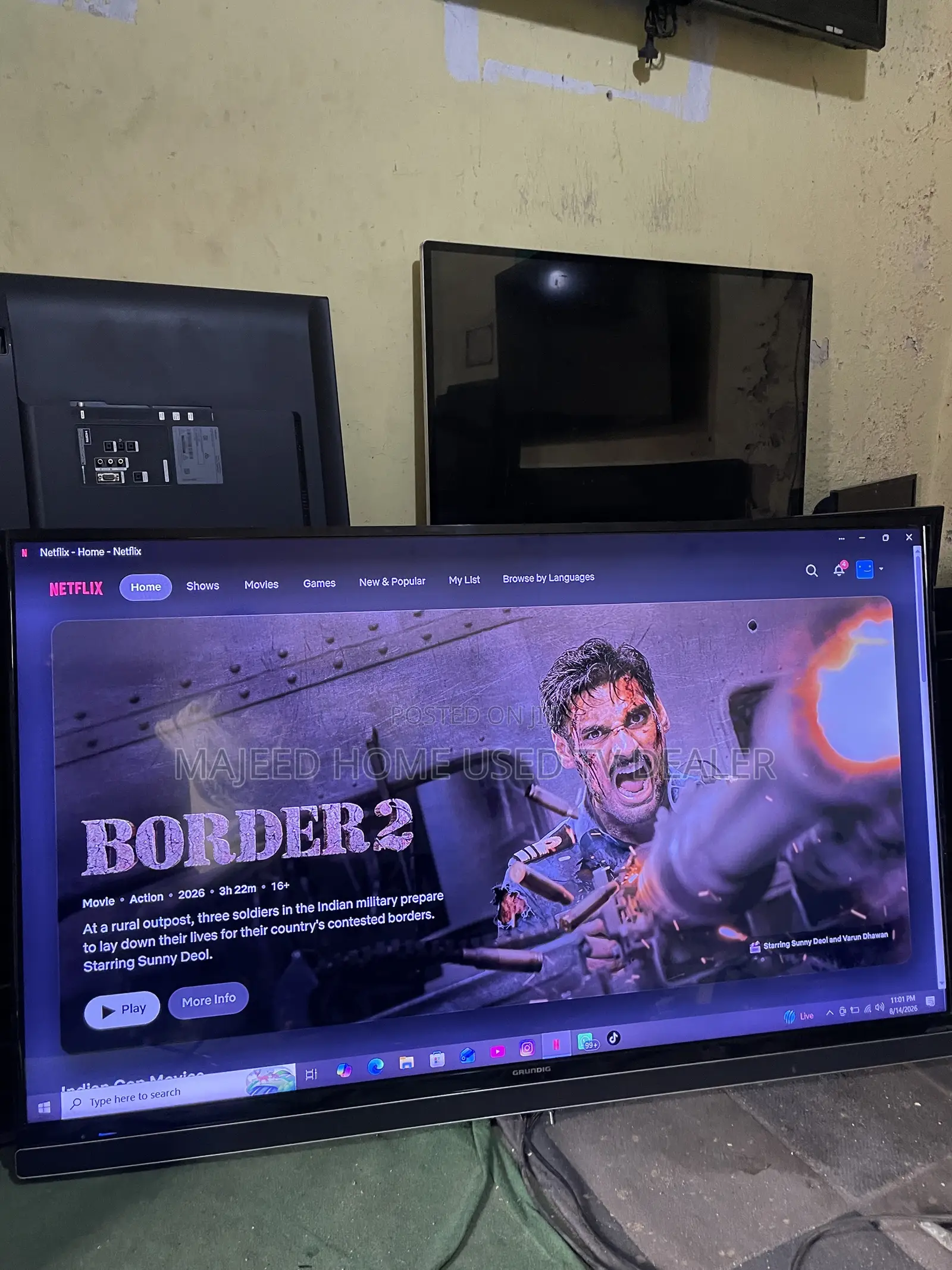 55inches Smart Digital Satellite TV