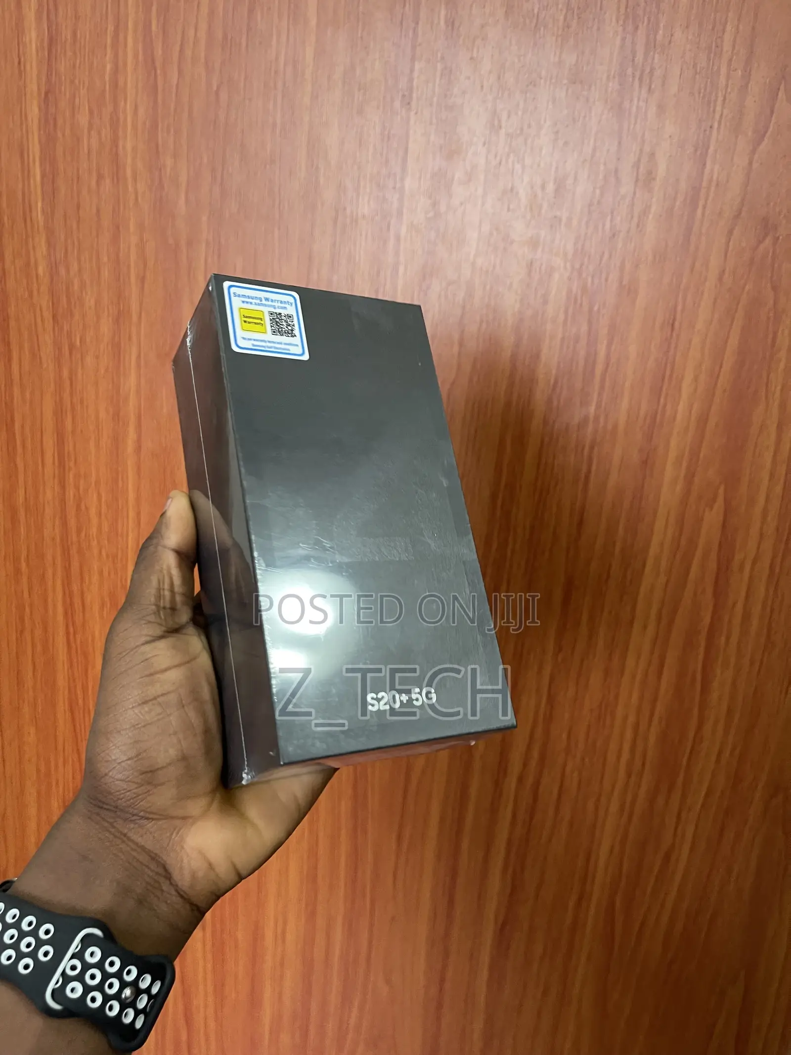 New Samsung Galaxy S20+ 5G 128 GB Black