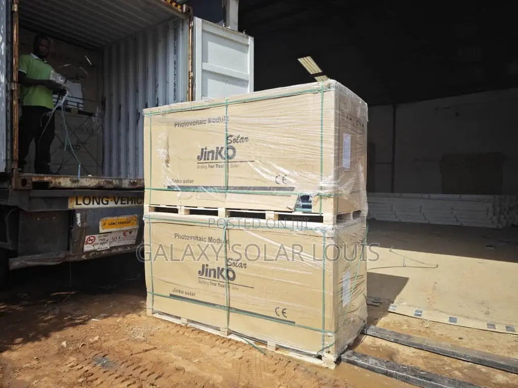 630W Jinko Solar Panel Bifacial Dual Glass Ntype
