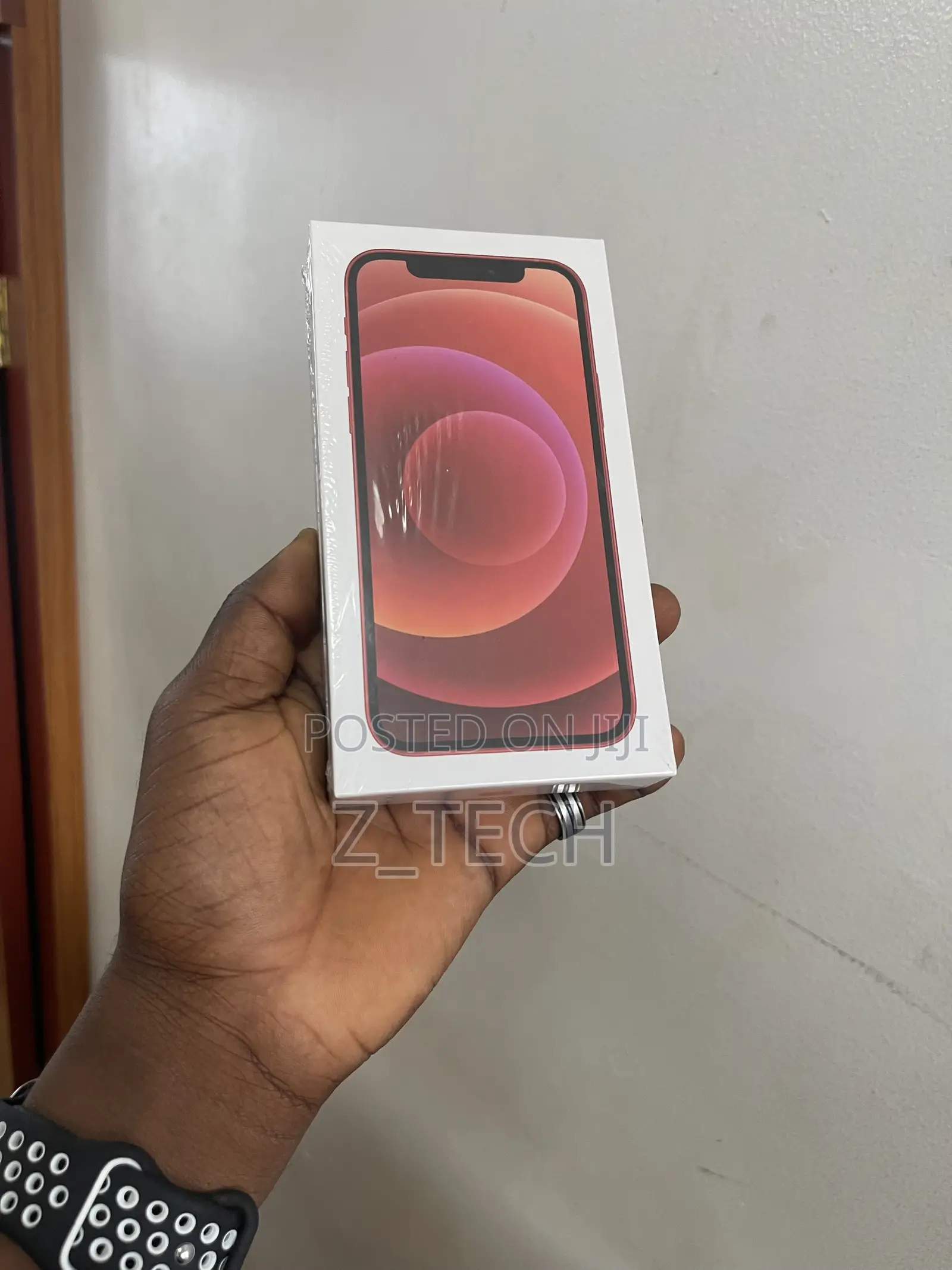 New Apple iPhone 12 128 GB Red