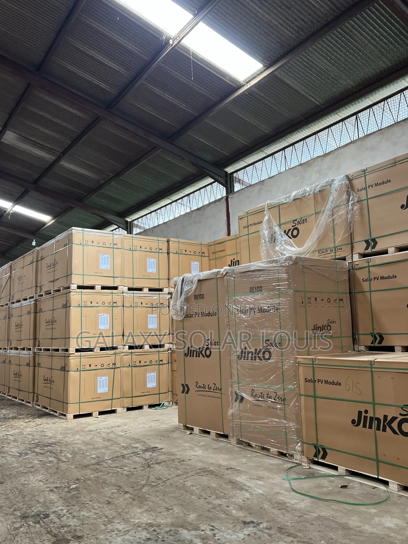 715W Jinko Solar Panel Bifacial Dual Glass Ntype