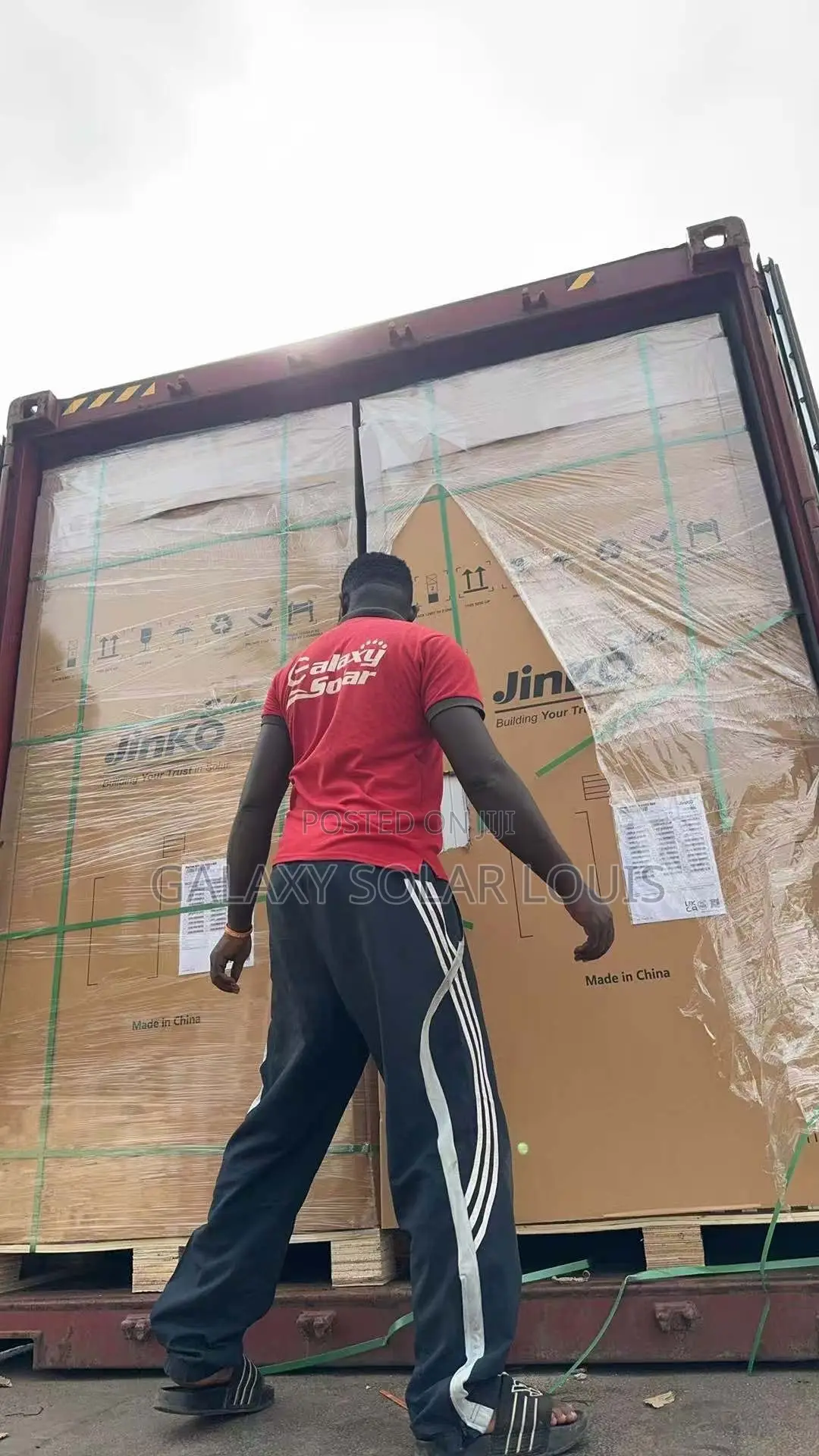 720W Jinko Solar Panel Bifacial Dual Glass Ntype