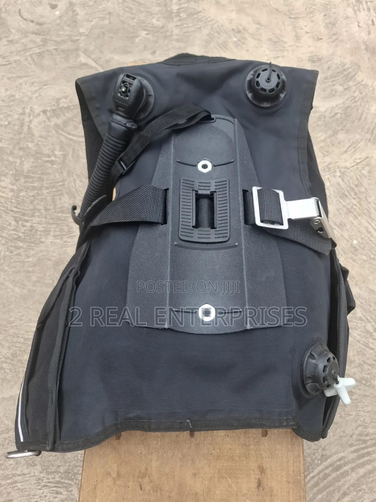 Scubapro Glide 2000 BCD (Buoyancy Compensator Device)