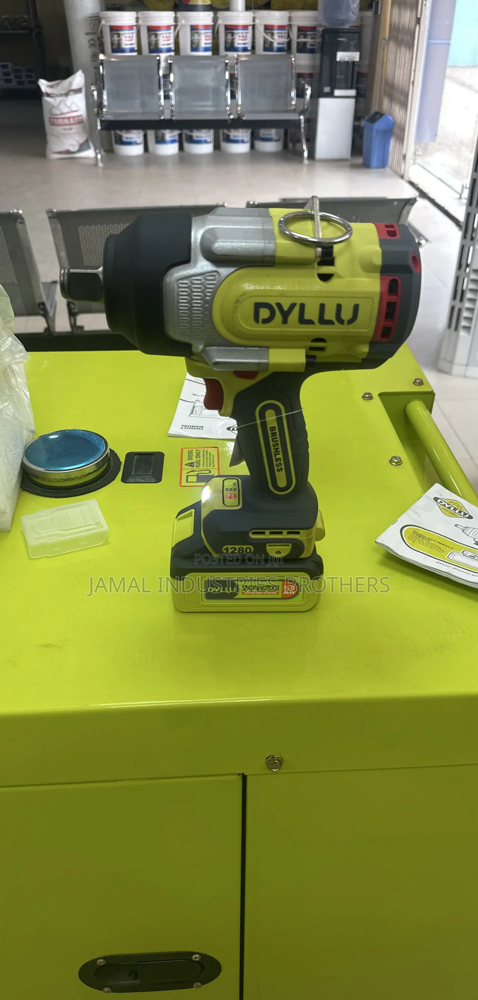 Cordless Impact Wrench 1280N