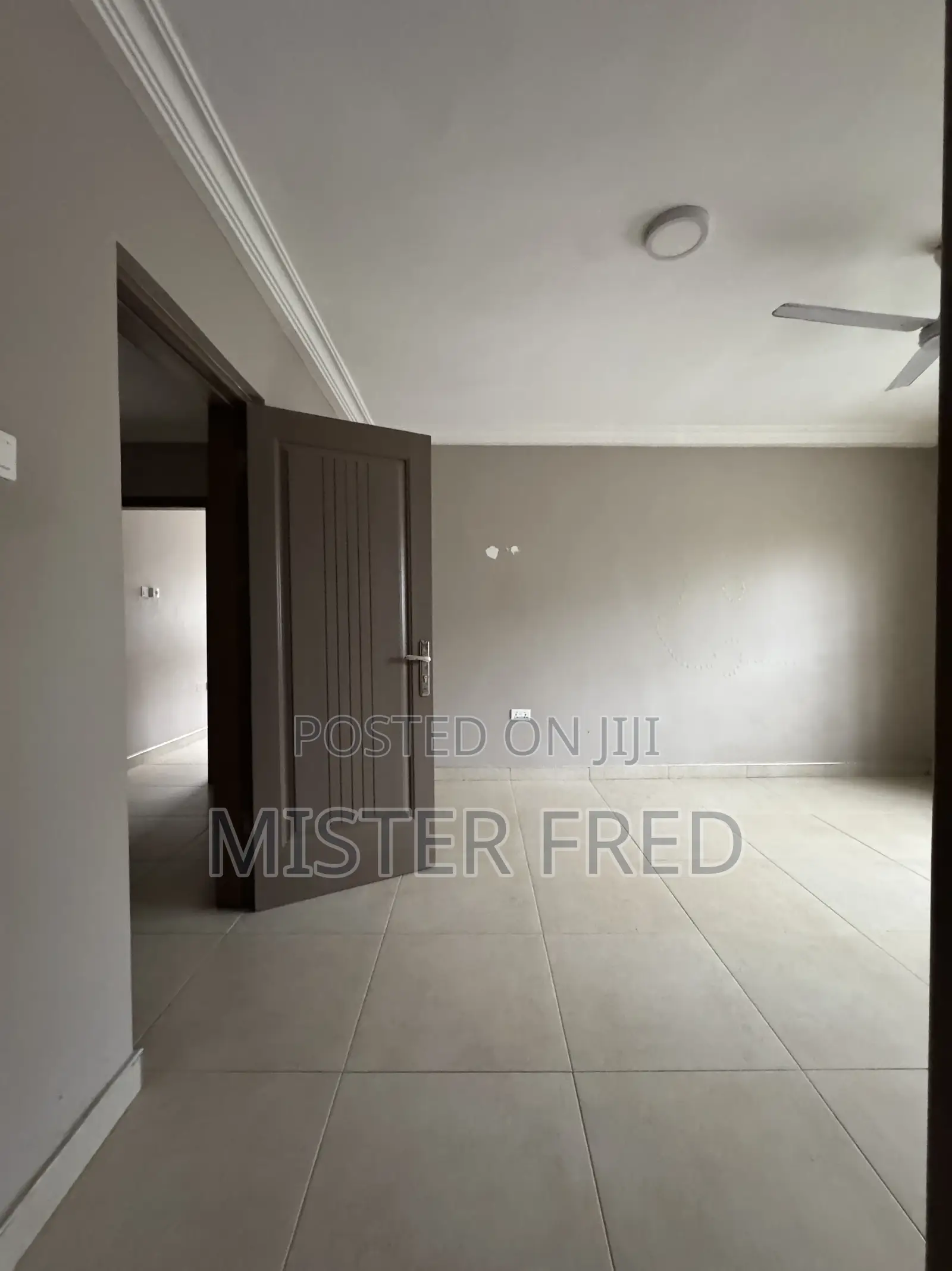 3bdrm Apartment in Whitecross, Weija for rent