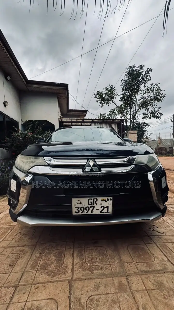 Mitsubishi Outlander 2.4 PHEV AWD 2017 Black
