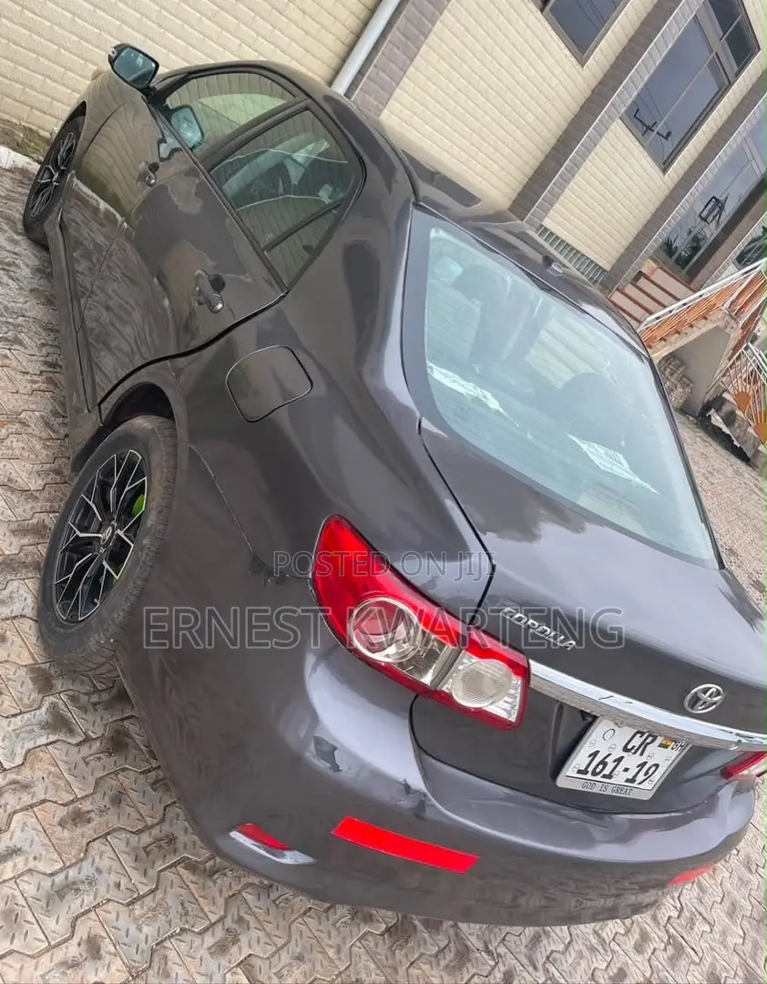 Toyota Corolla 2013 Silver