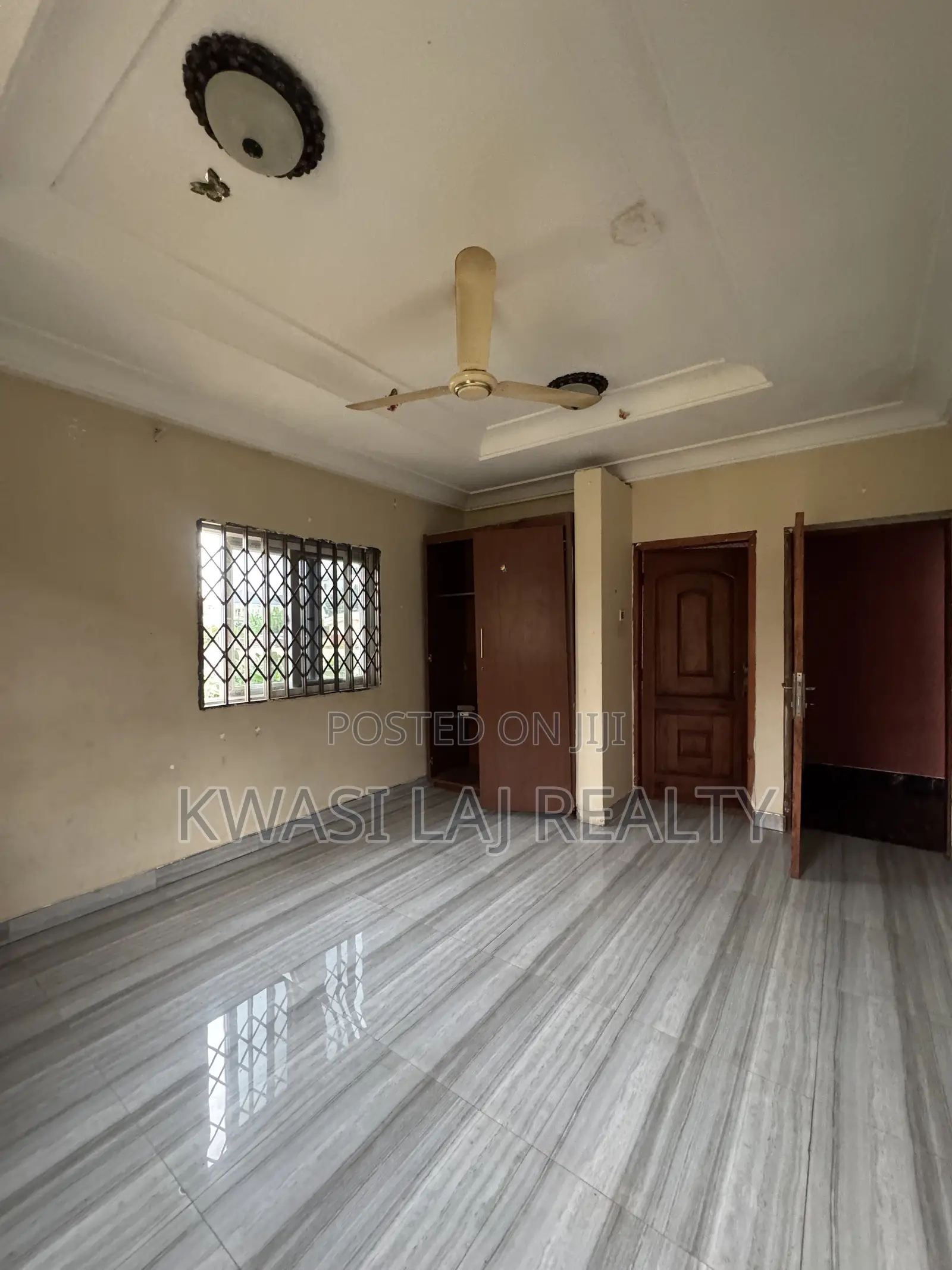 3bdrm Apartment in Blockfactory, Weija for rent