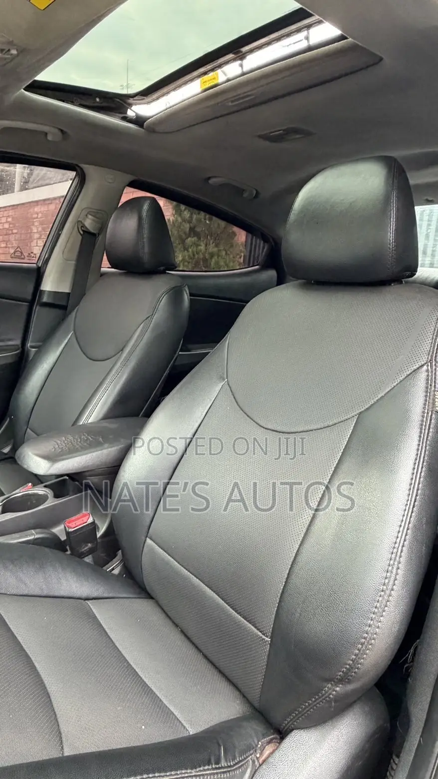 Hyundai Elantra Limited Sedan FWD (1.8L 4cyl 6A) 2013