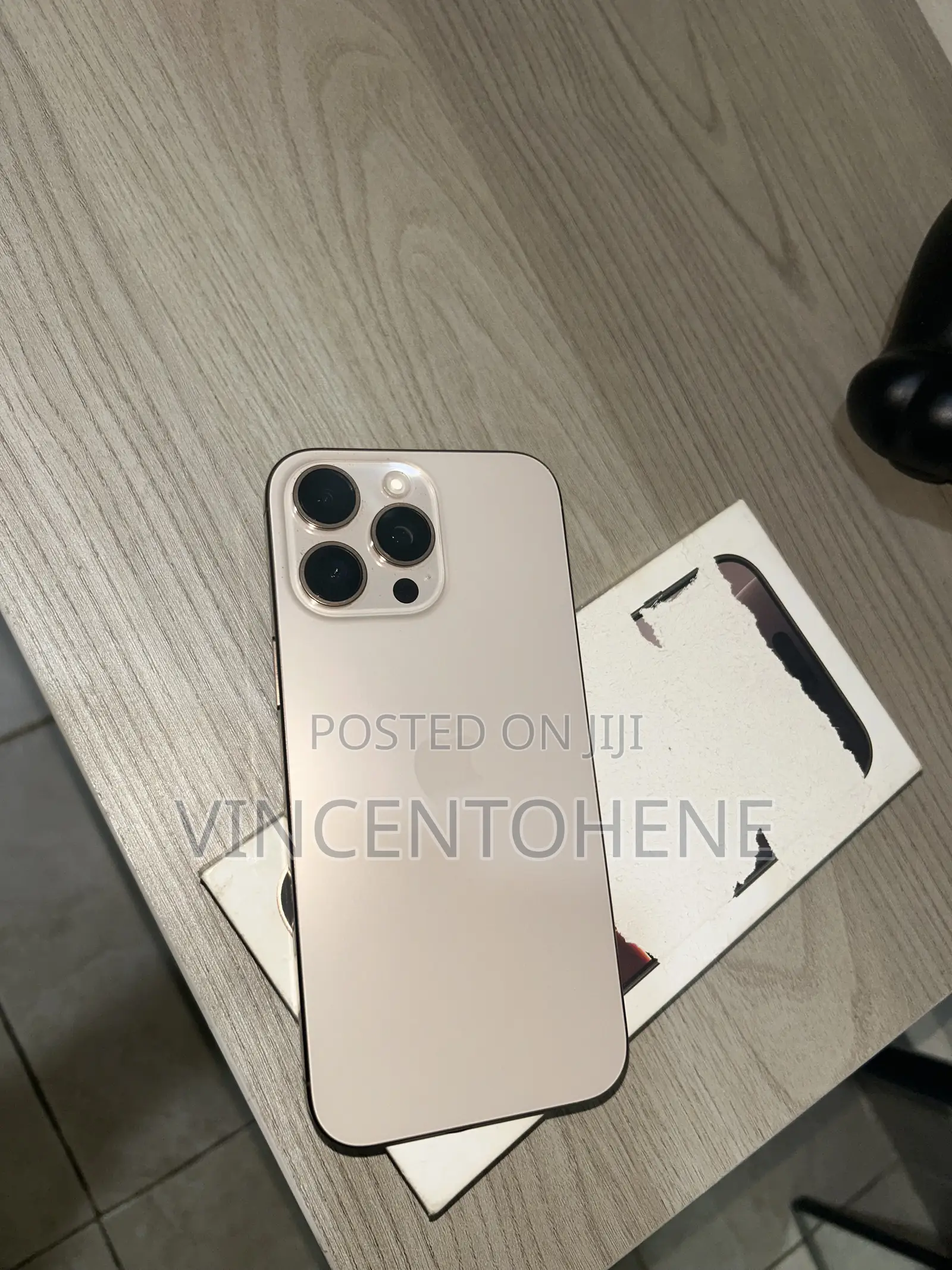 Apple iPhone 16 Pro Max 256 GB Gold