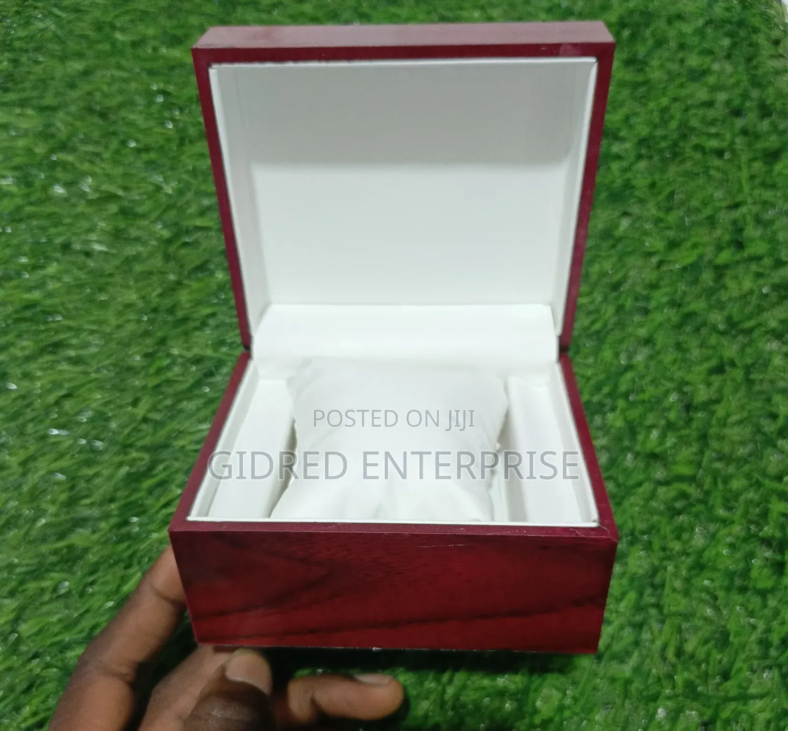 Single-Slot Wooden Watch Box