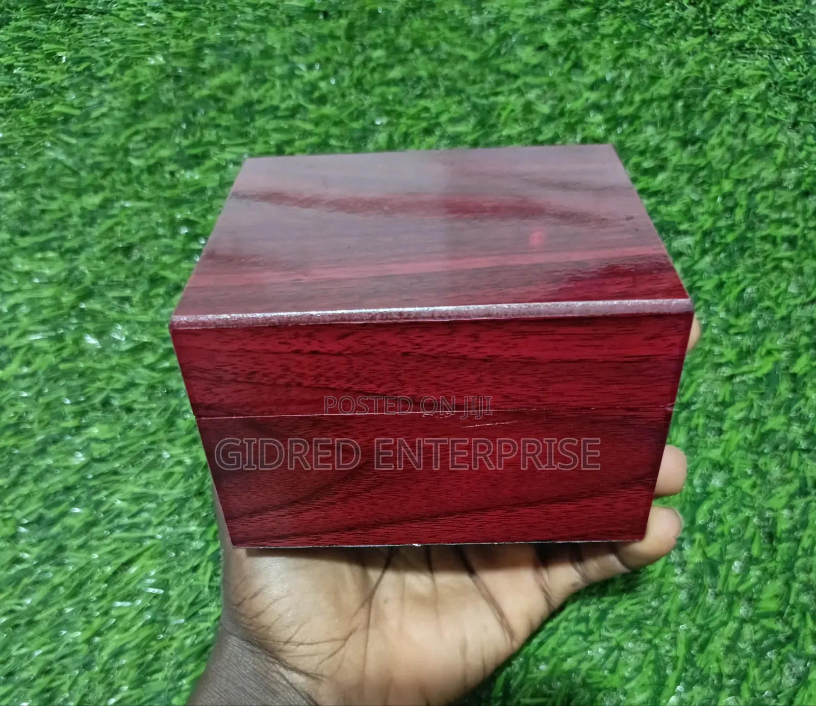 Single-Slot Wooden Watch Box