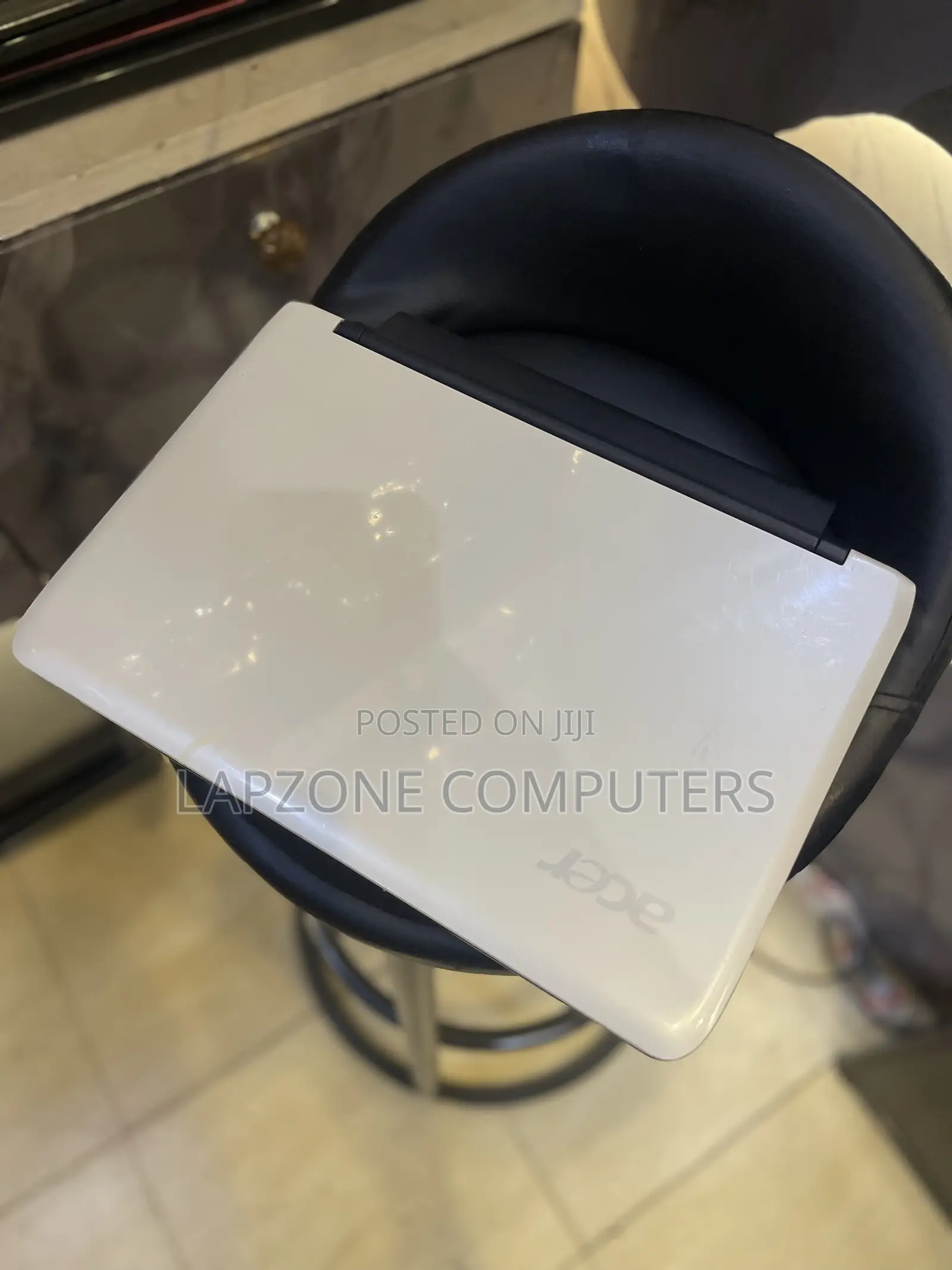 Laptop Acer Aspire 1 2GB Intel Atom HDD 250GB