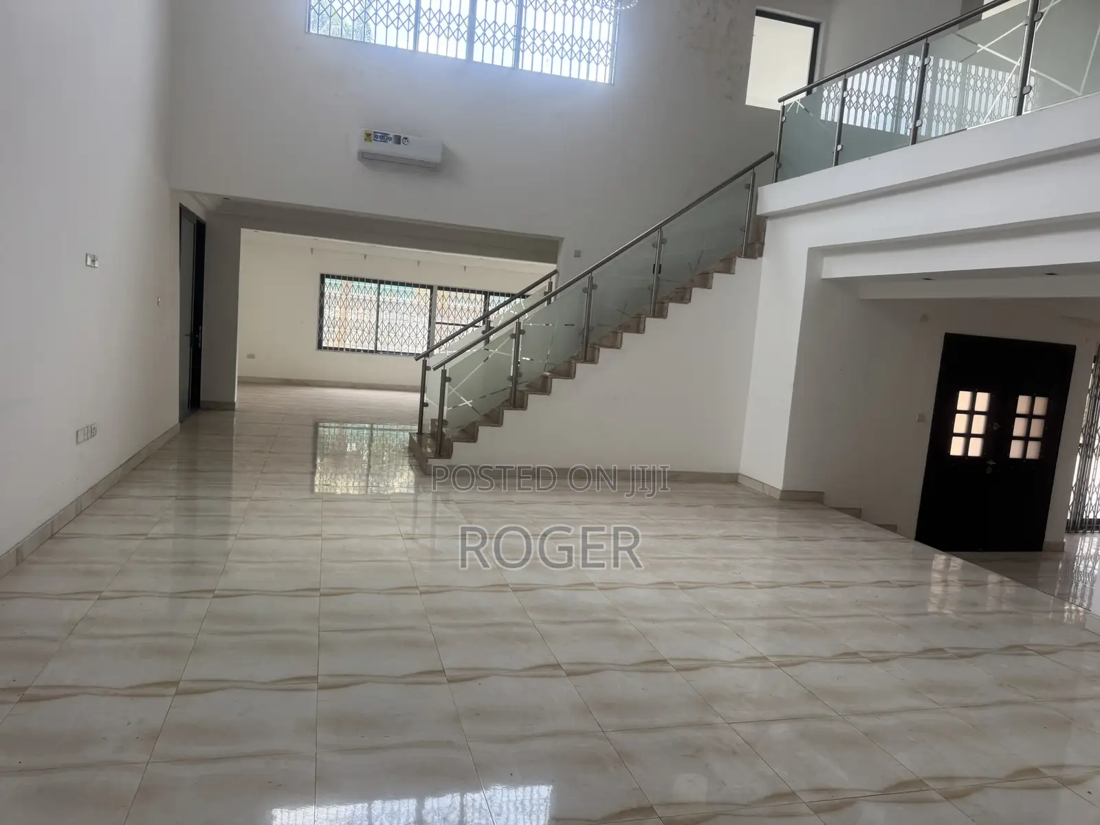 8bdrm Mansion in Cantonment, Cantonments for rent