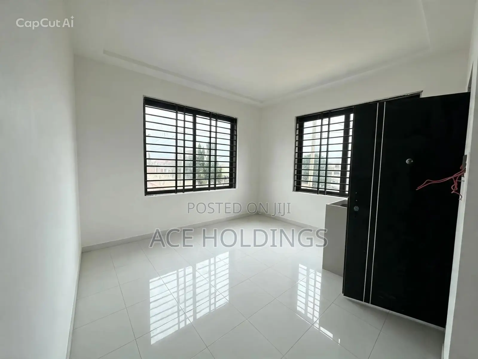 4bdrm House in Adjiringanor, School Junction for sale