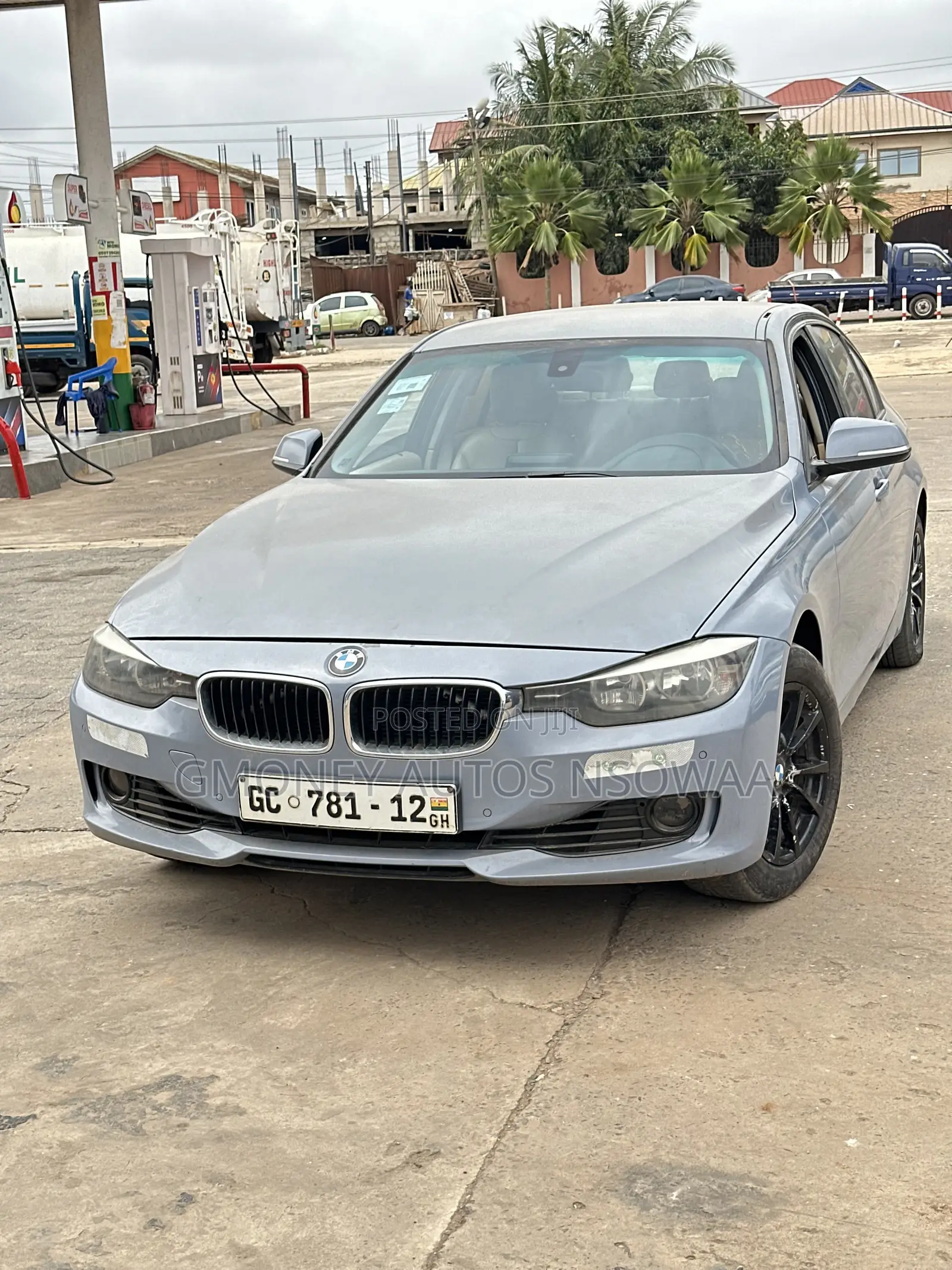 BMW 328i 2011
