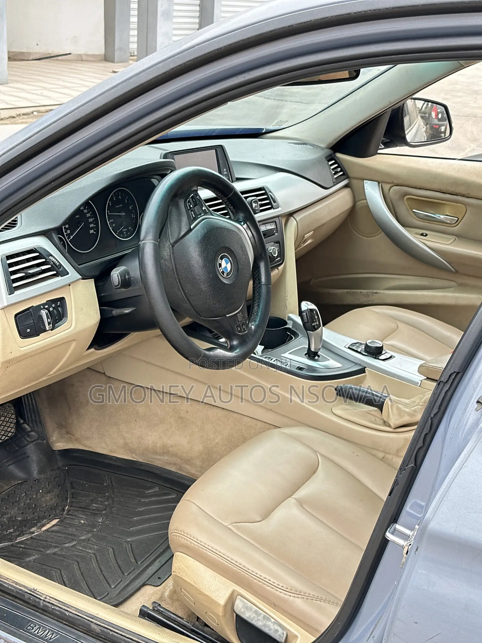 BMW 328i 2011