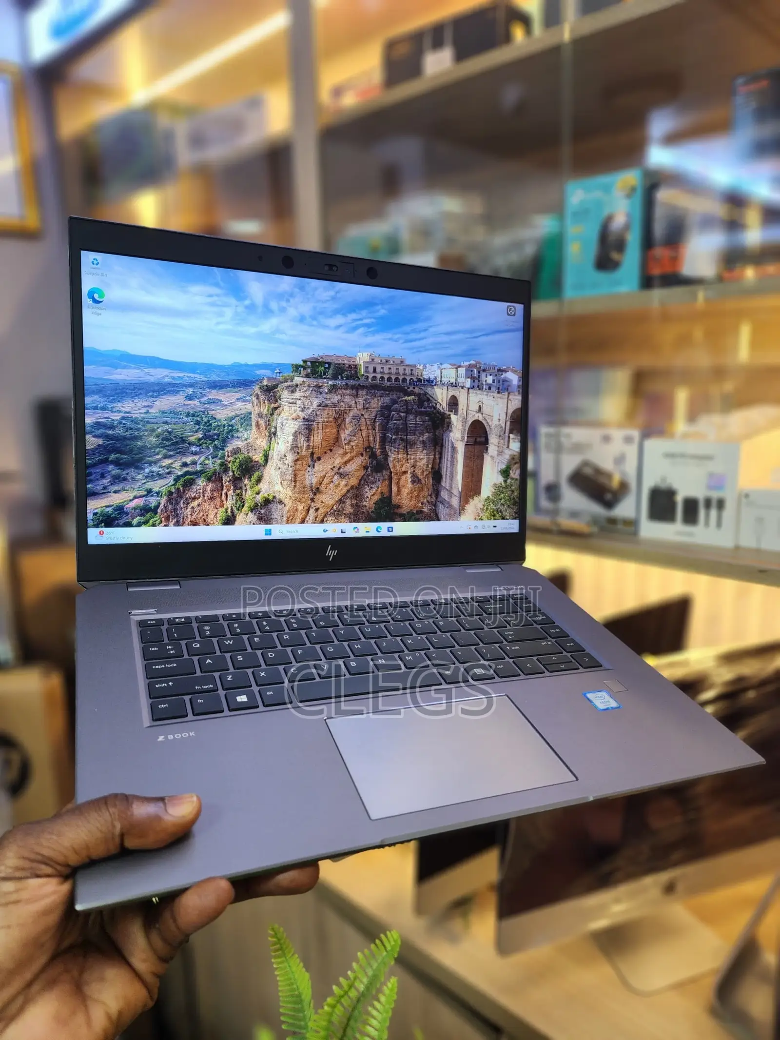 Laptop HP ZBook Studio G5 32GB Intel Xeon SSD 512GB