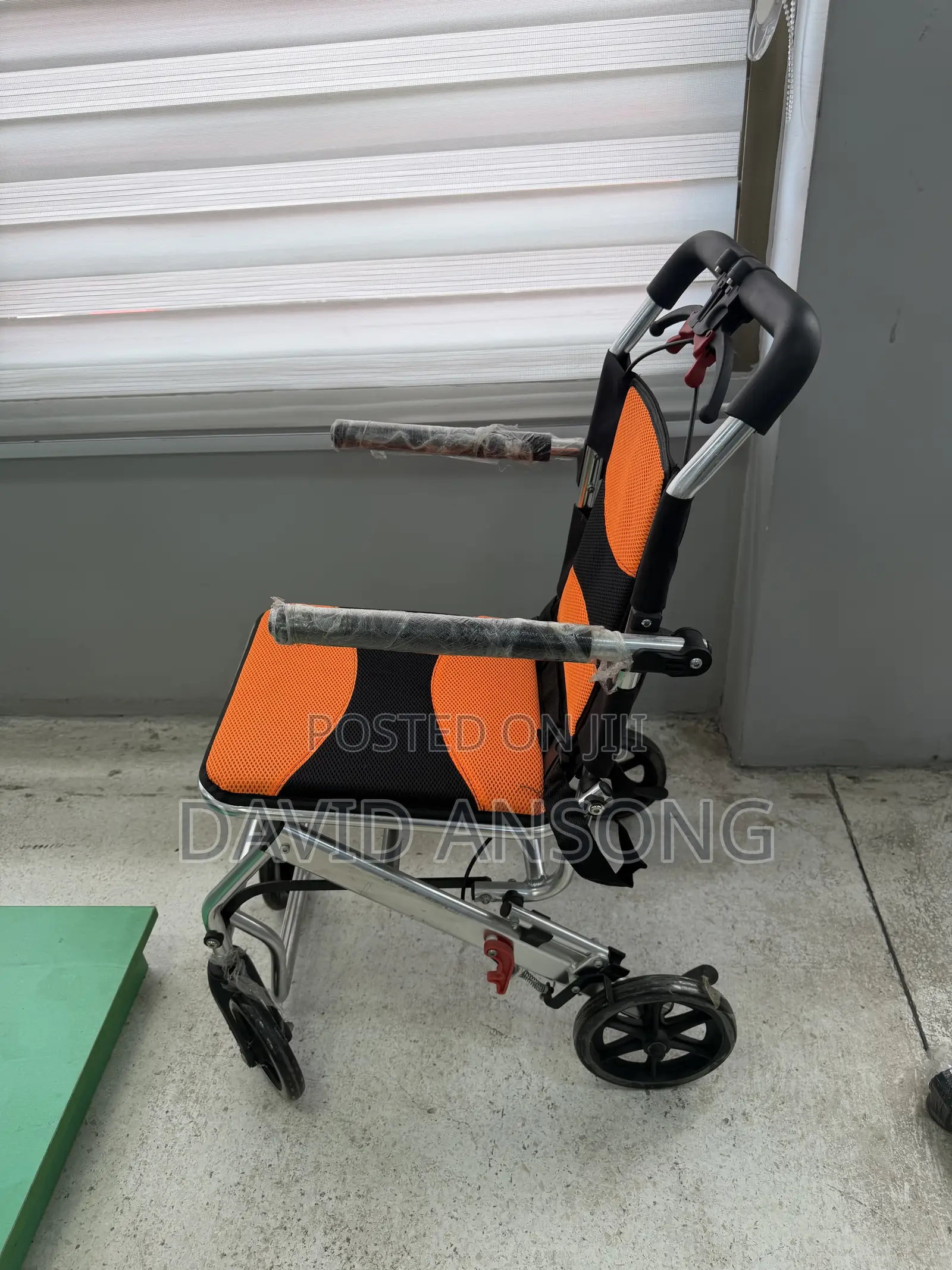 Foldable Wheelchair