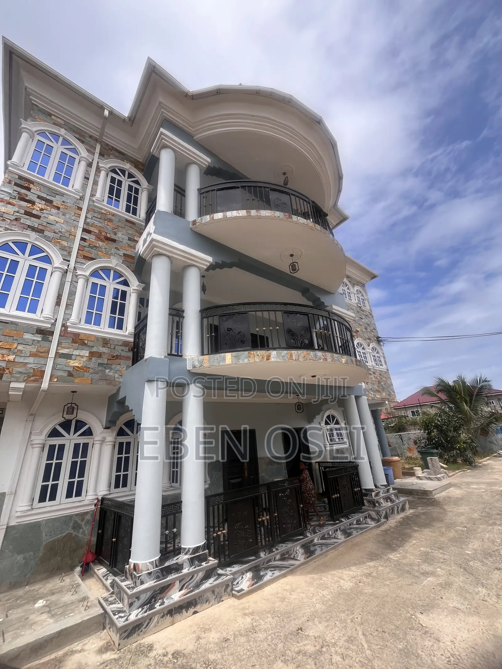 2bdrm Apartment in Dansoman for rent