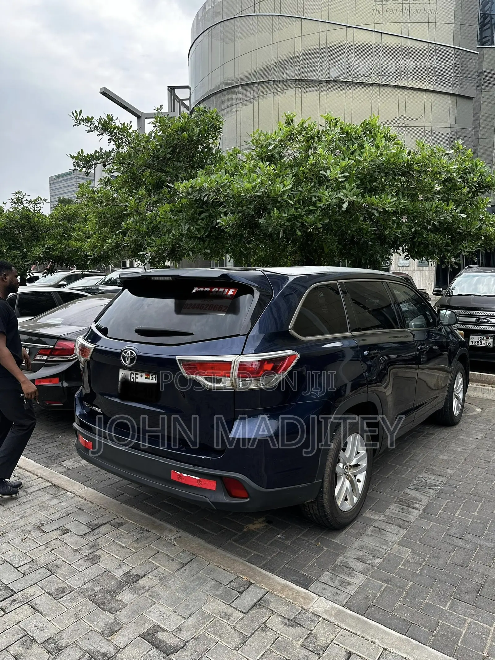 Toyota Highlander LE 4x2 (2.7L 4cyl 6A) 2018 Blue