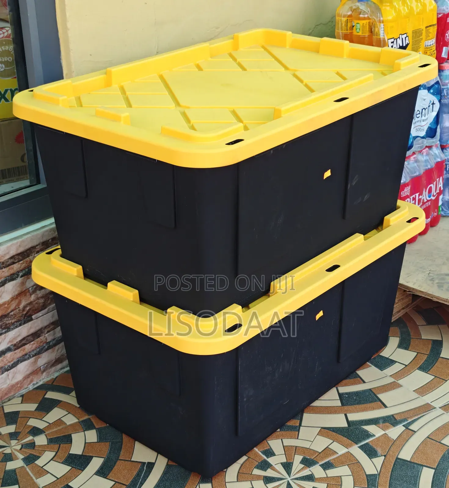 Strong 27 Gallons Capacity Plastic Storage Containers
