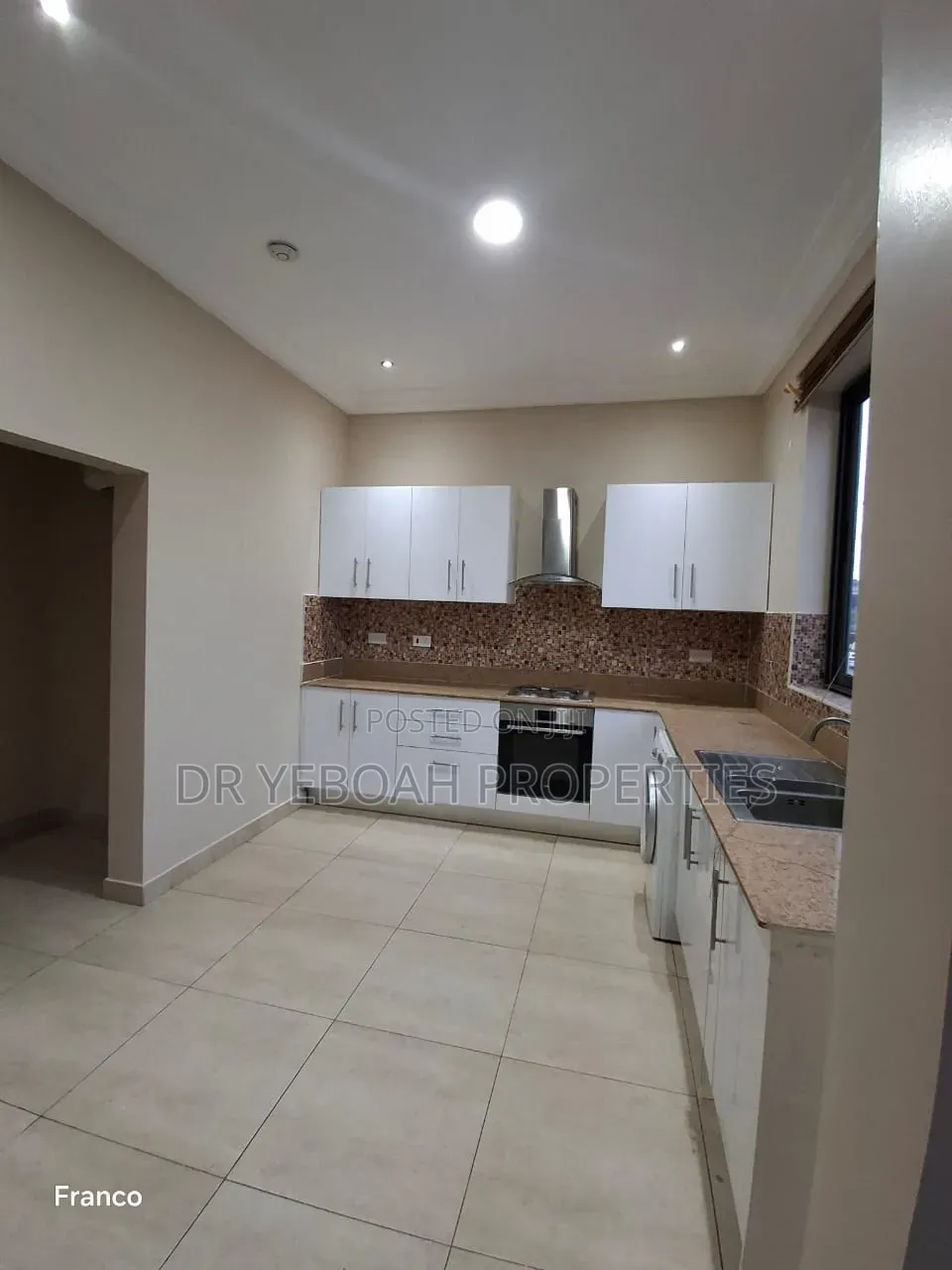 2bdrm Apartment in Spintex Palace, Baatsona Total for rent