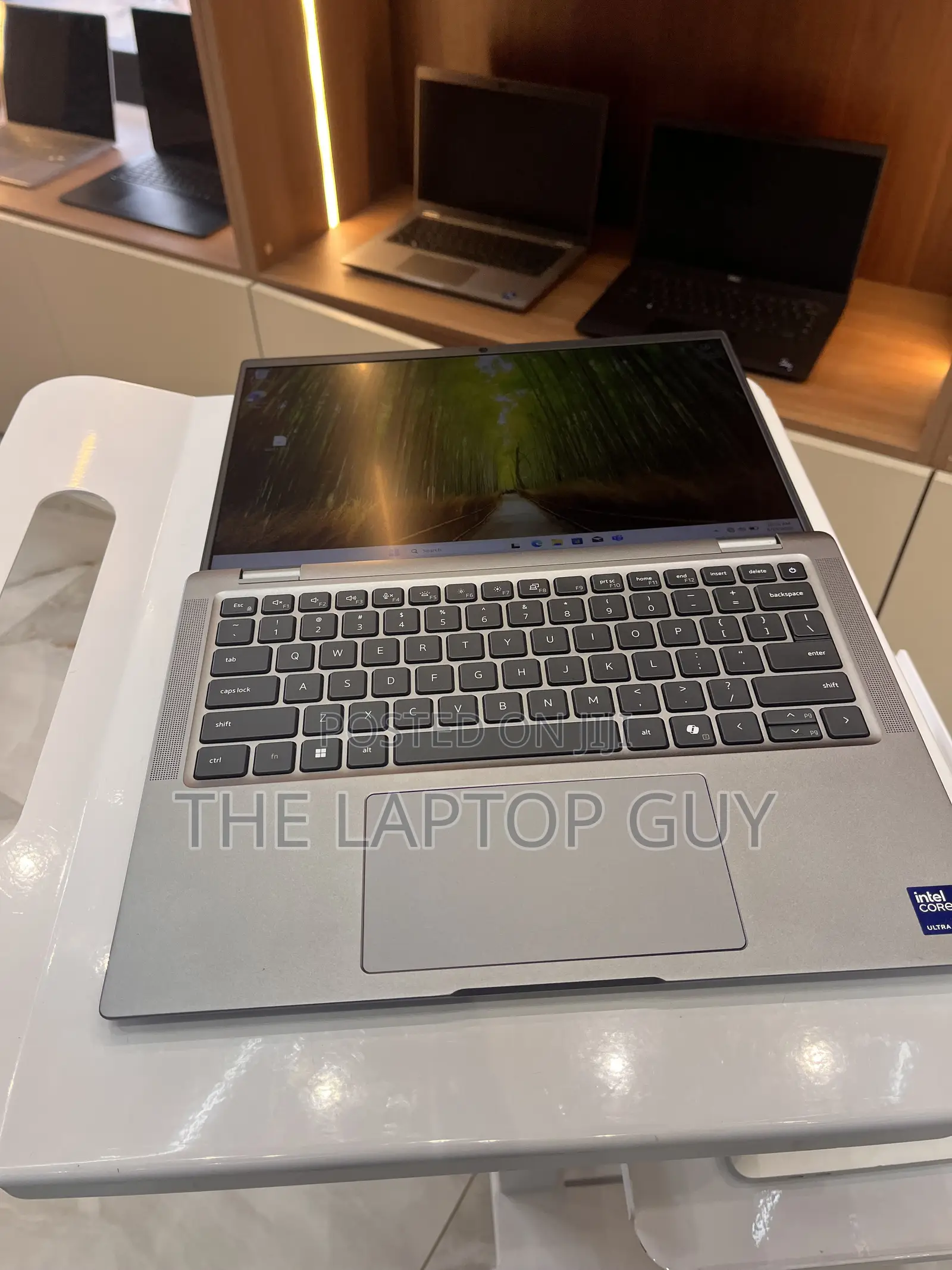 Laptop Dell Latitude 7450 32GB Intel Core Ultra 5 SSD 512GB