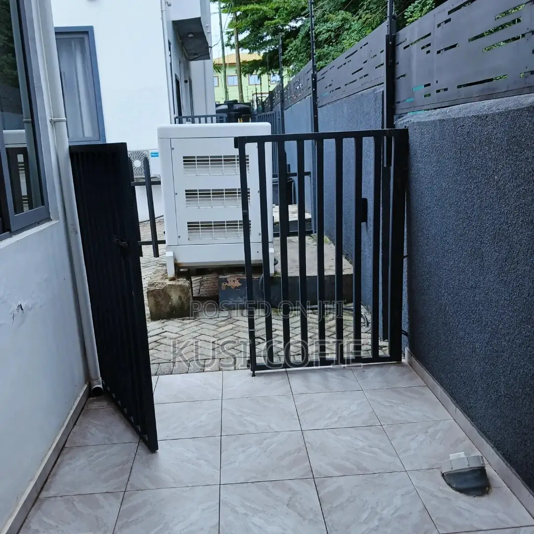 Furnished 3bdrm Townhouse/Terrace in North Legon for sale