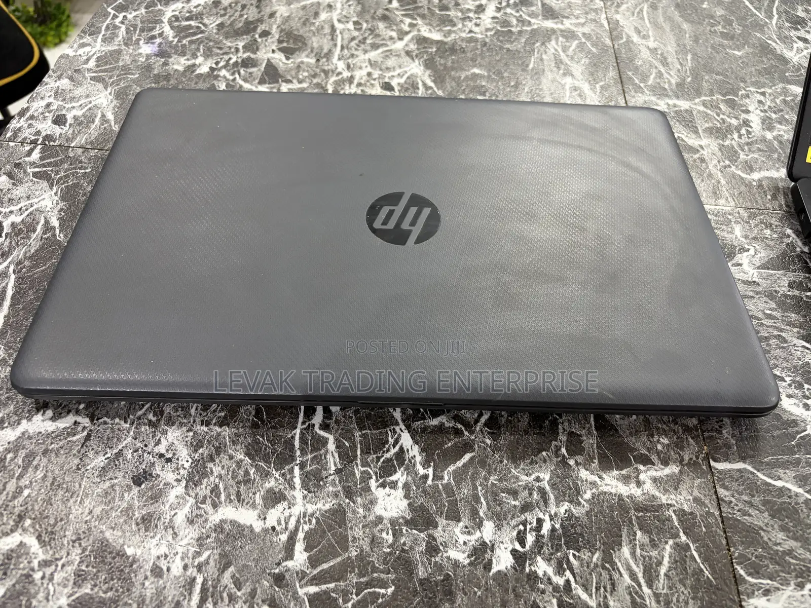 Laptop HP 250 G7 12GB Intel Core i3 HDD+SSD 512GB