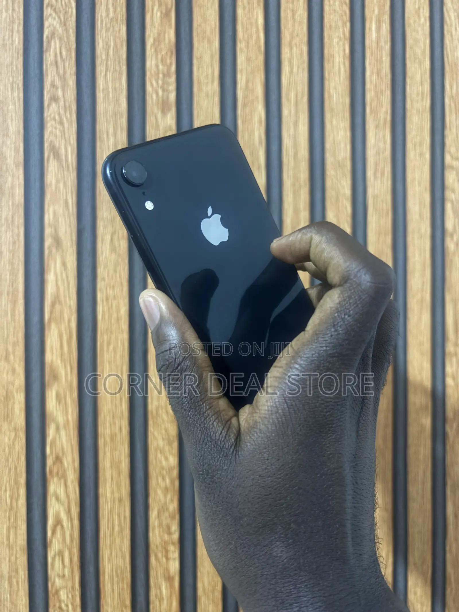 Apple iPhone XR 64 GB Black