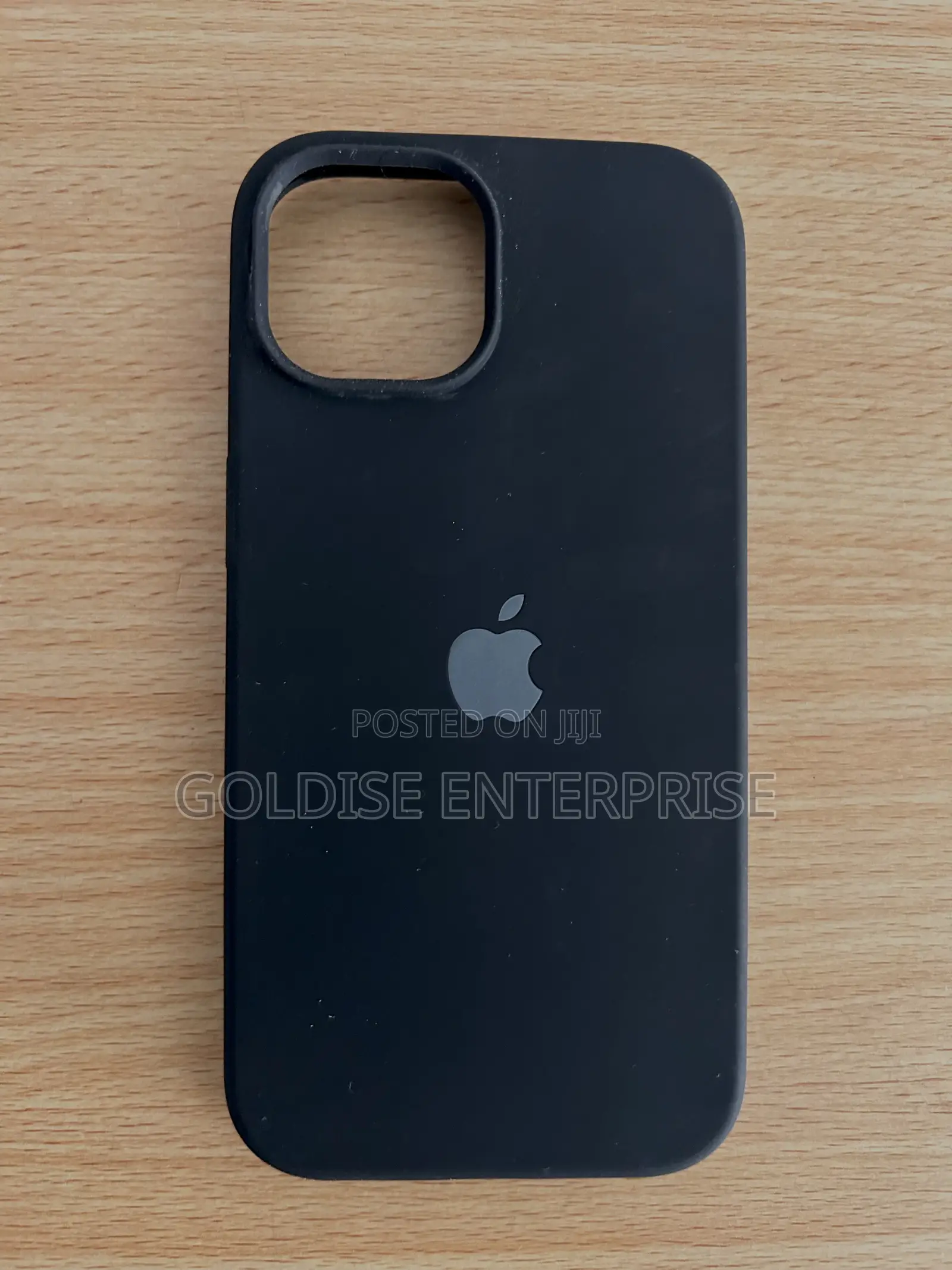 iPhone 13/iPhone 14 Premium Black Phone Case