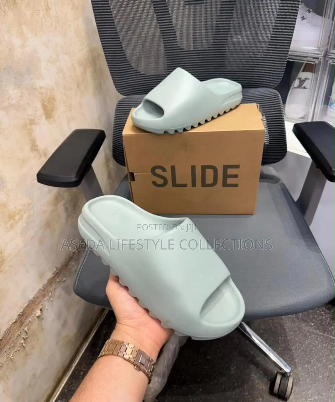 Solid Yeezy Slide