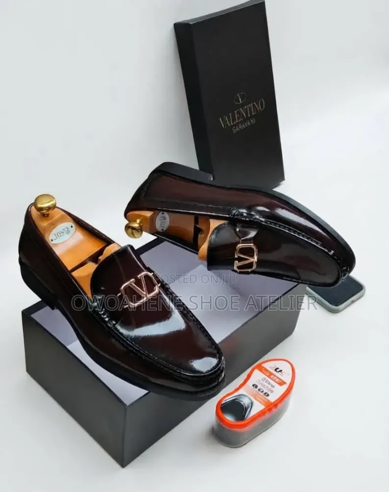 Valentino Garavani VLogo Signature Loafer