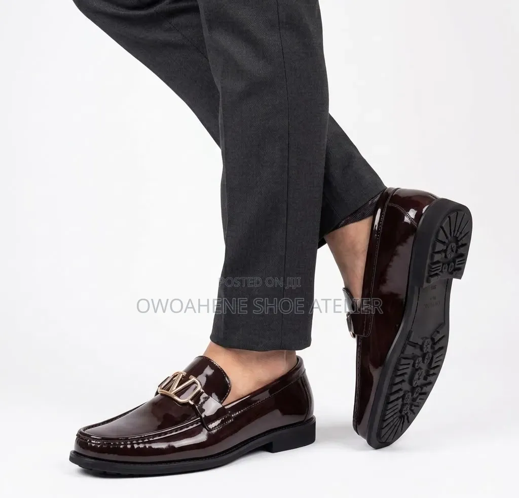 Valentino Garavani VLogo Signature Loafer
