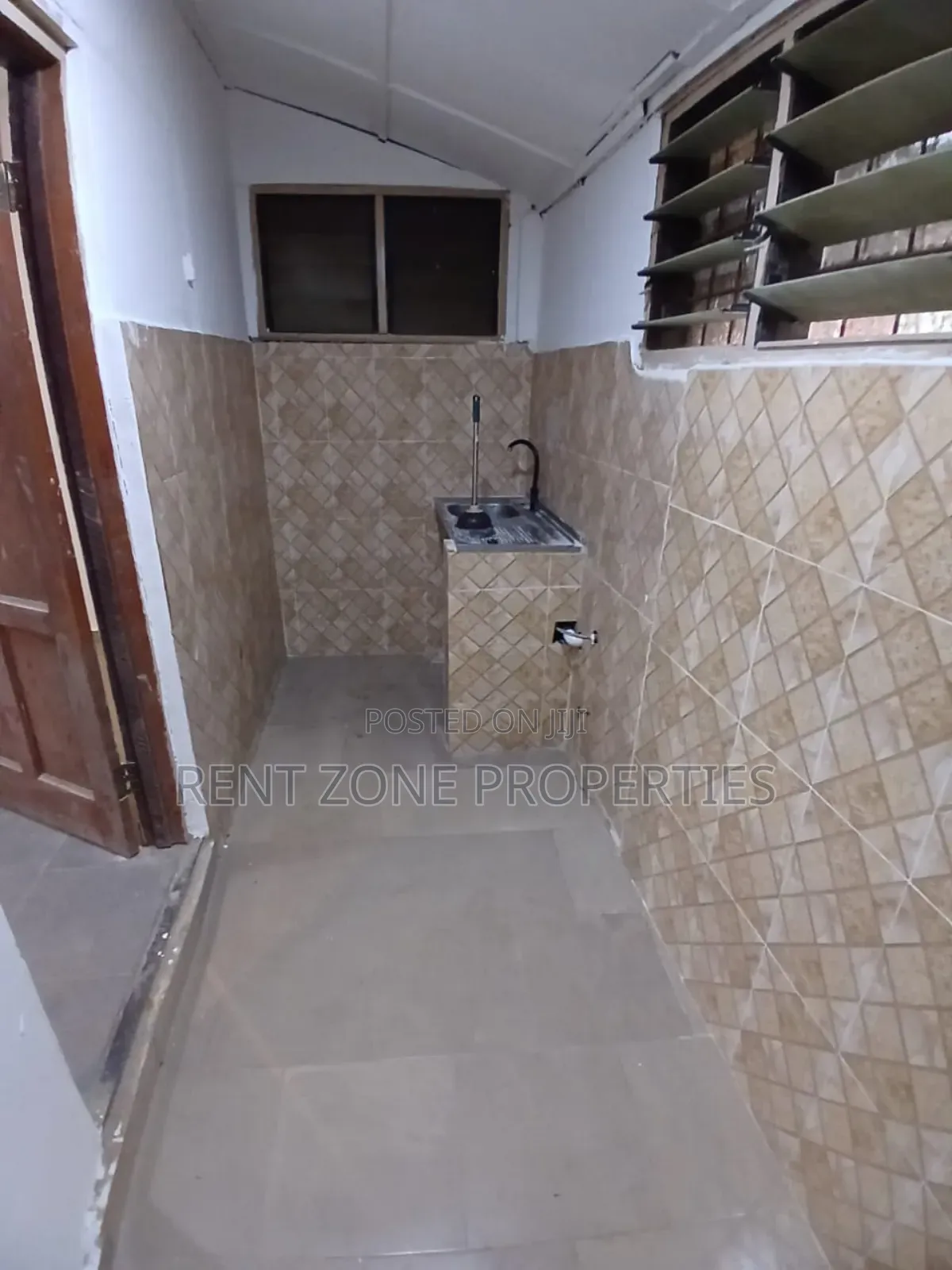 1bdrm Apartment in Ofankor for rent