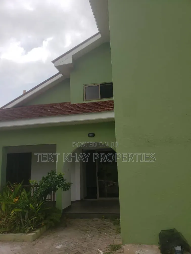 6bdrm House in Cantonments, US Embassy Area for rent