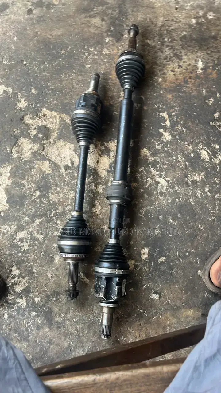 Nissan Sentra 2007-2012 Front DRIVE SHAFT Pair for Sale