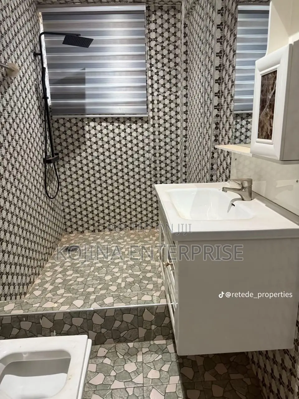 Furnished 6bdrm House in Santasi Ayinam, Kumasi Metropolitan for rent