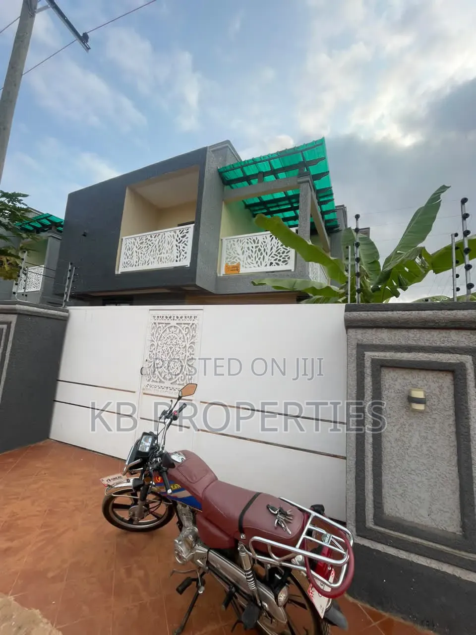 3bdrm House in Kb Properties, New Legon for rent
