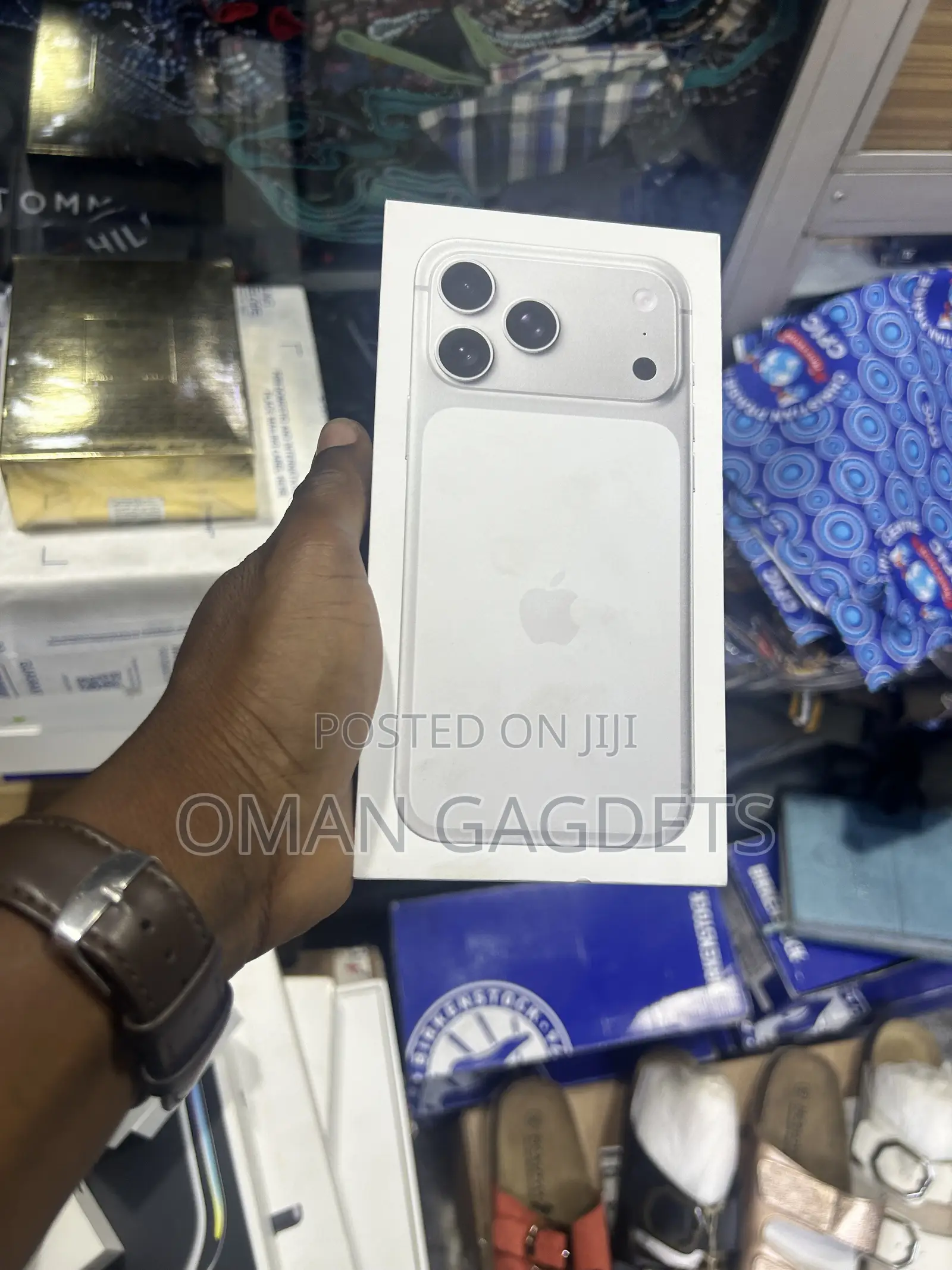 New Apple iPhone 17 Pro Max 1 TB Silver