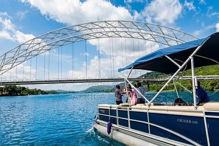Wild Wonders – Safari Adventure Scenic Escape