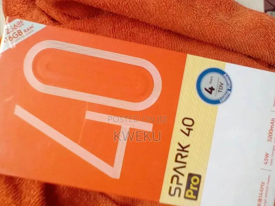 New Tecno Spark 40 Pro 256 GB Gold
