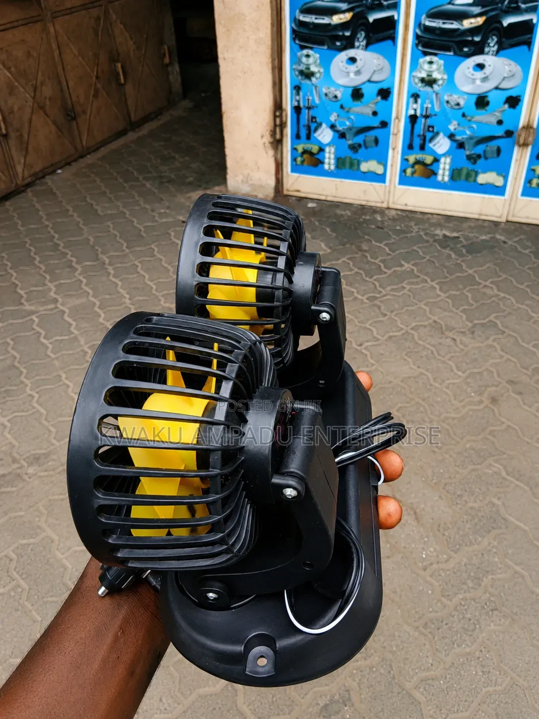 12Volt Dual Head Car Fan