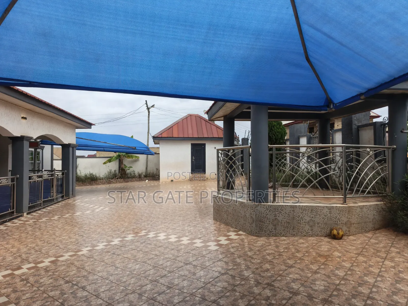 4bdrm House in Santasi Ampabame, Kumasi Metropolitan for sale
