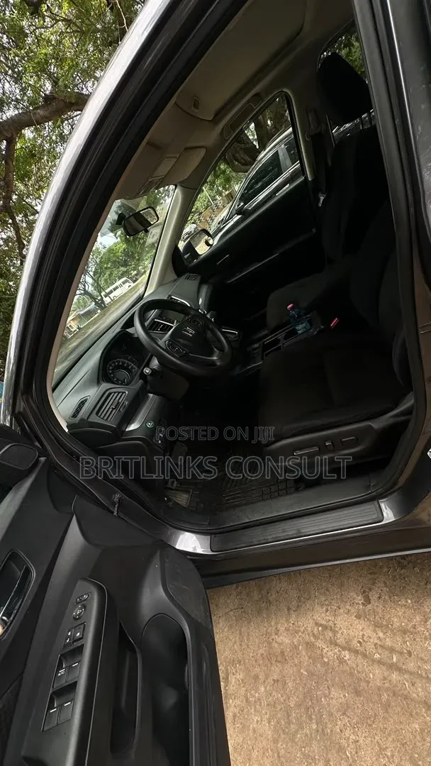 HHonda CR-V SUV Available for Rentals Book Now!
