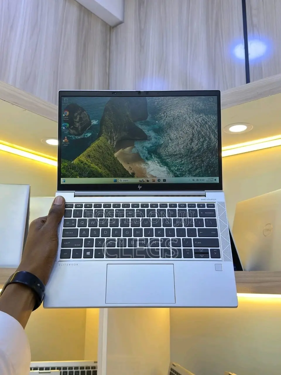 Laptop HP EliteBook 845 G8 16GB AMD Ryzen 7 SSD 256GB