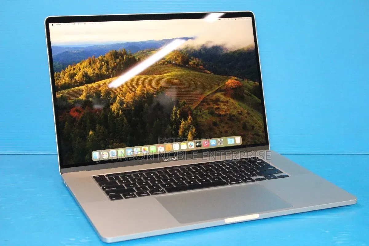 Laptop Apple MacBook 2019 16GB Intel Core i9 SSD 1T