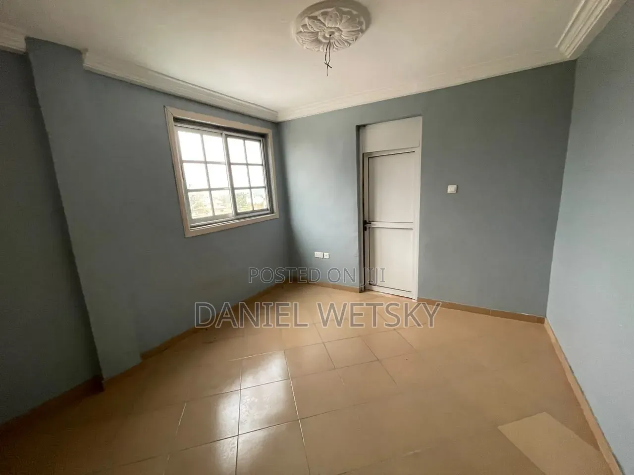 3bdrm Apartment in Manhean Tigo Pole for rent