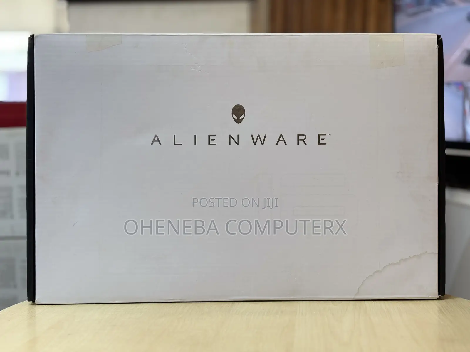 New Laptop Dell Allienware M18 R1 16GB Intel Core i7 SSD 1T